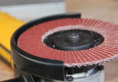 Круг лепестковый торцевой Ø180 P-100 Круг лепестковый торцевой Ø180 P-100