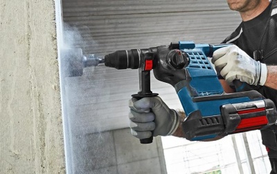 Коронка по бетону SDS Plus 100мм в сборе с державкой Коронка по бетону SDS Plus 100мм в сборе с державкой